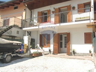 Casa Semi Indipendente in Vendita a Val della Torre, 140'000€, 135 m²