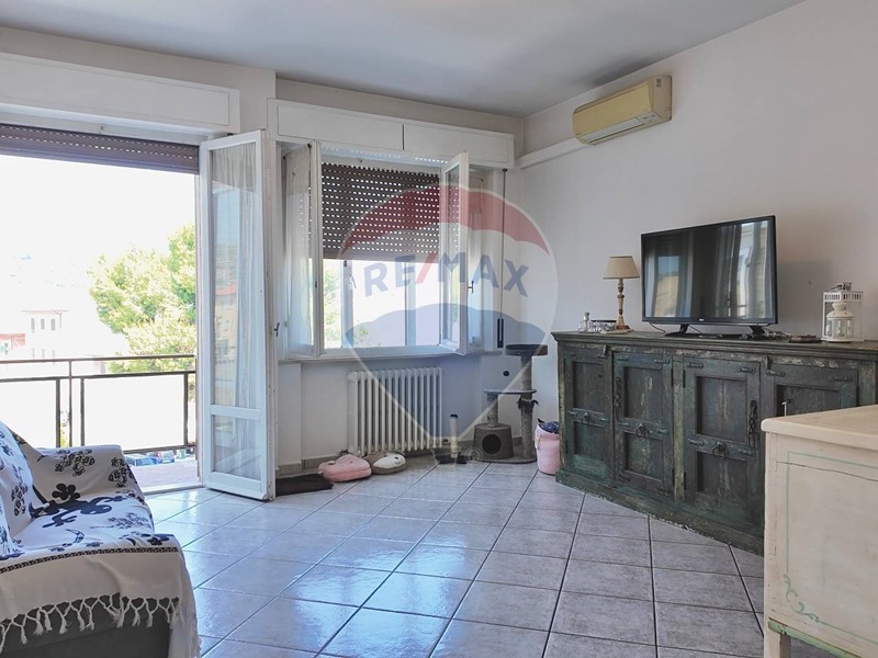 Quadrilocale in Vendita a Ancona, 195'000€, 120 m²