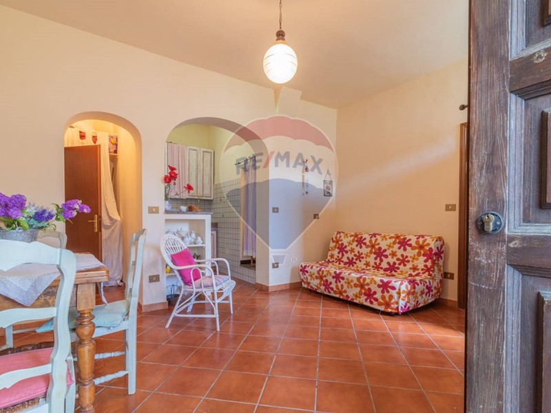 Bilocale in Vendita a Farnese, 49'000€, 50 m²