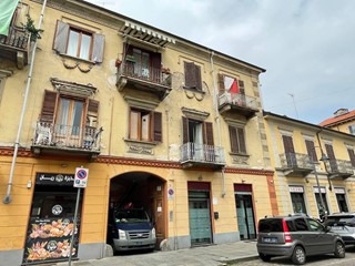 Trilocale in Vendita a Torino, 148'000€, 86 m²