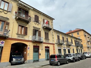 Immobile commerciale in Vendita a Torino, 148'000€, 86 m²
