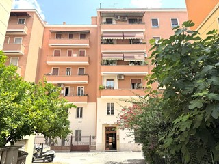 Trilocale in Vendita a Roma, 335'000&euro;, 85 m²