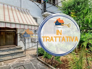 Casa Indipendente in Vendita a Cardano al Campo, 138'000€, 120 m²