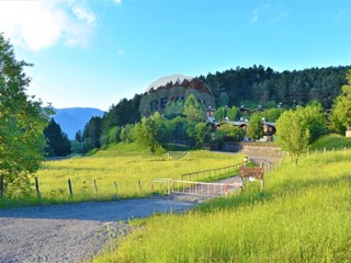 Casa Indipendente in Vendita a Zeri, 75'000€, 130 m²