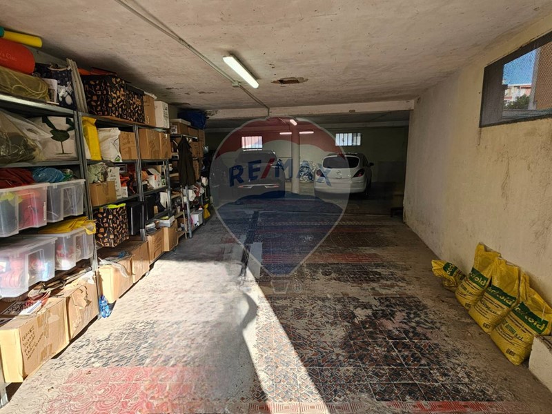 Magazzino in Vendita a Lavagna, 90'000€, 108 m²