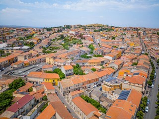 Immobile commerciale in Vendita a Ittiri, 179'000€, 248 m²