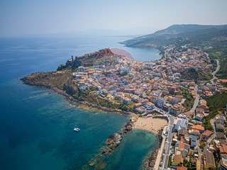 Quadrilocale in Vendita a Castelsardo, 198'000€, 139 m²