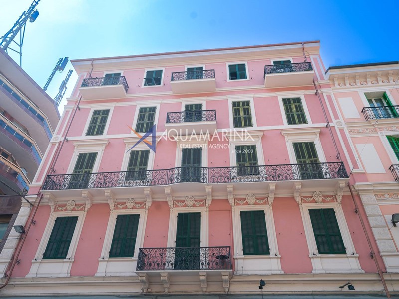 Appartamento in Vendita a Sanremo, 830'000€, 190 m²