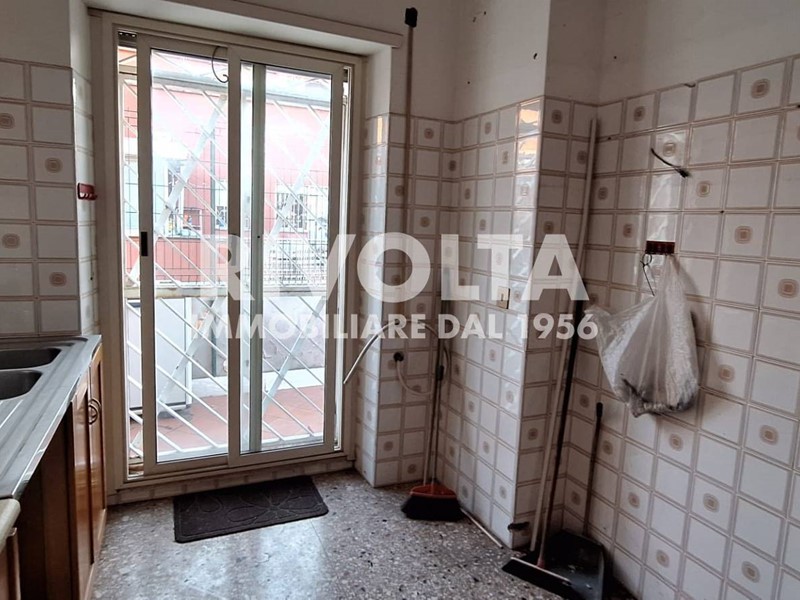 Bilocale in Vendita a Roma, 195'000&euro;, 64 m²