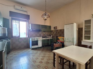 Quadrilocale in Vendita a Macerata Campania, 120'000€, 143 m²