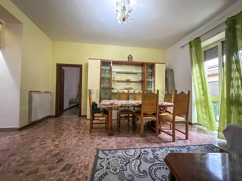 Bilocale in Vendita a San Prisco, 63'000€, 82 m²