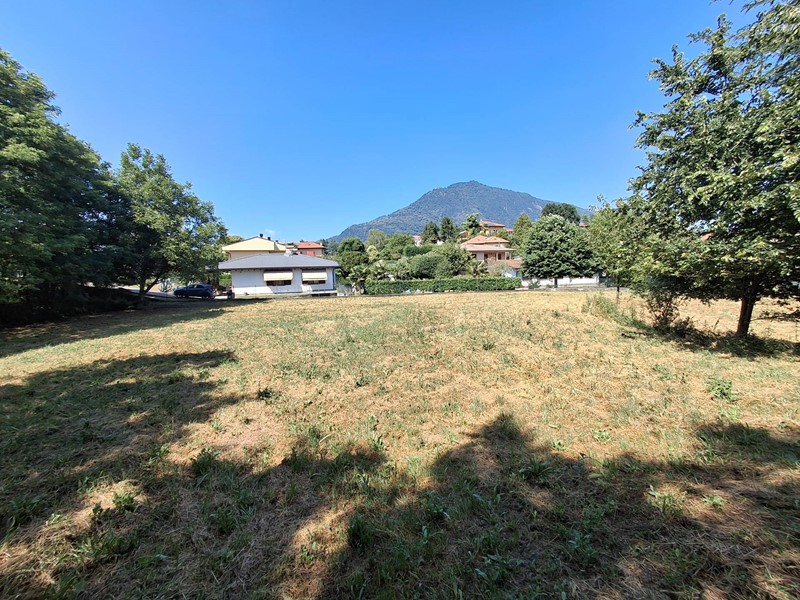 Terreno edificabile in Vendita a Laveno Mombello, 200'000€, 4800 m²