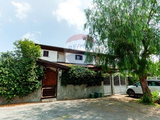 Villetta a schiera in Vendita a Roma, 279'000€, 158 m²