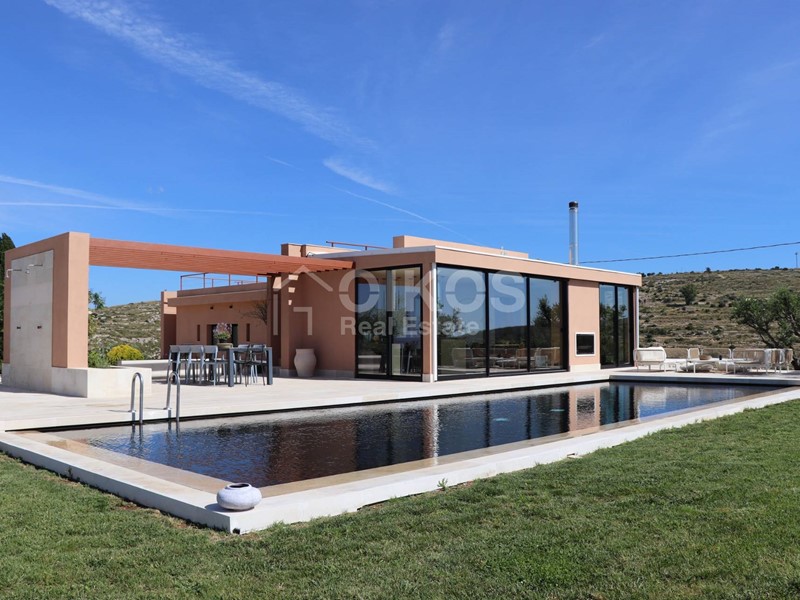 Villa in Vendita a Avola, 1'200'000€, 163 m²