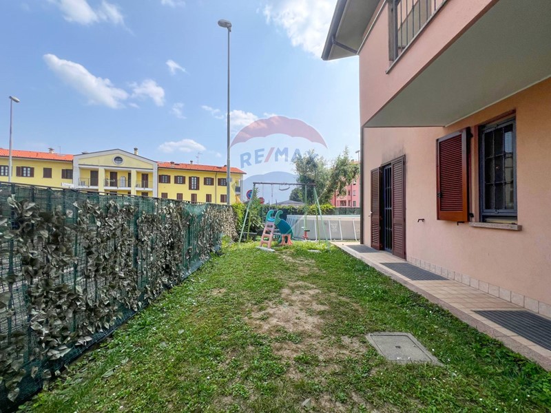 Quadrilocale in Vendita a Cambiago, 240'000€, 102 m²