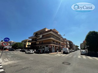 Quadrilocale in Vendita a Ladispoli, 419'000€, 149 m²