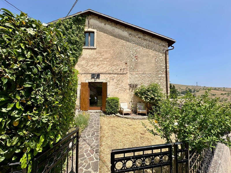 Bilocale in Vendita a Calascio, 125'000&euro;, 45 m²