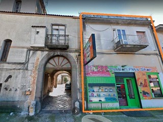 Quadrilocale in Vendita a Avella, 75'000&euro;, 150 m²