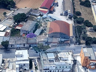 Capannone in Vendita a Bari, 800'000€, 3882 m²