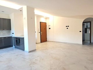 Appartamento in Vendita a Montorio al Vomano, 139'000€, 87 m²