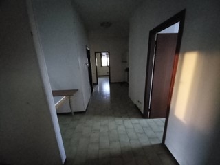 Appartamento in Affitto a Montopoli in Val d'Arno, 650€, 175 m²