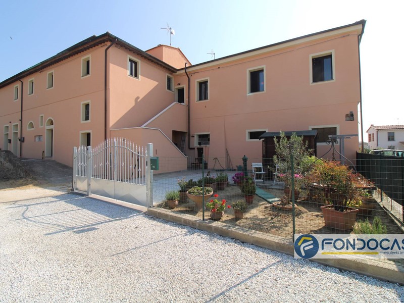 Casa Indipendente in Vendita a Santa Maria a Monte, 189'000€, 70 m²