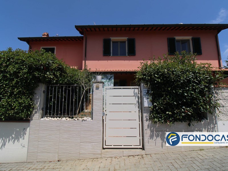 Villetta a schiera in Vendita a Santa Maria a Monte, 169'000&euro;, 70 m²