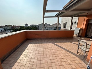 Attico in Vendita a Mirandola, 119'000€, 80 m²