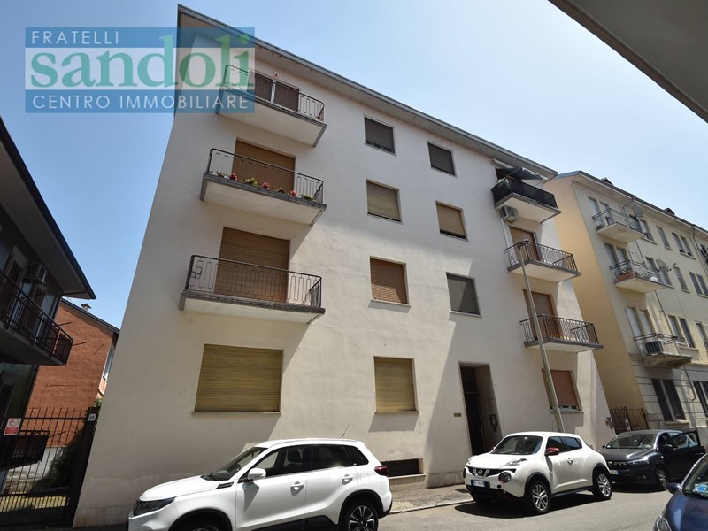 Trilocale in Vendita a Vercelli, 65'000€, 95 m²