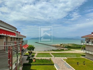 Bilocale in Vendita a Sirmione, 490'000€, 70 m²