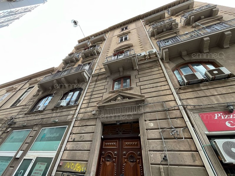 Bilocale in Vendita a Palermo, 189'000€, 59 m²