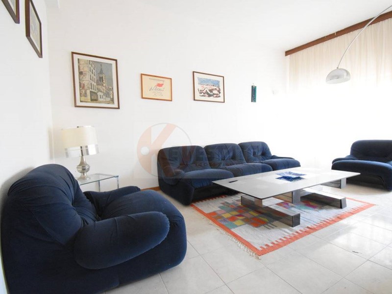 Casa Indipendente in Vendita a Siligo, 35'000&euro;, 156 m²