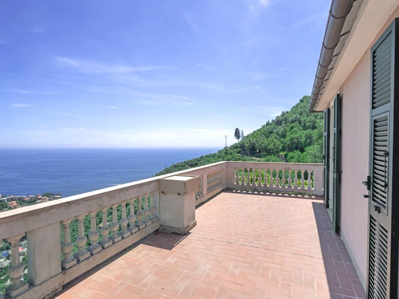 Villa in Vendita a Zoagli, 680'000€, 219 m²