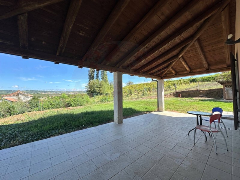 Casa Semi Indipendente in Vendita a Strevi, 135'000€, 263 m²