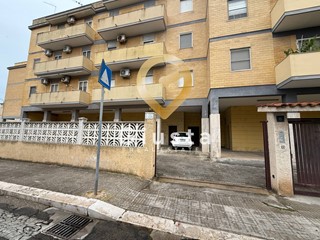 Quadrilocale in Vendita a Brindisi, 99'000€, 101 m²