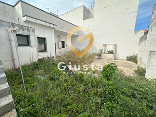 Casa Indipendente in Vendita a Torchiarolo, 54'000€, 125 m²