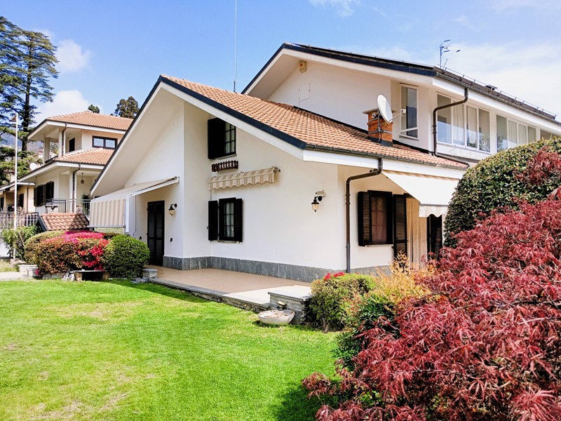 Villa in Vendita a Luserna San Giovanni, 290'000€, 300 m²