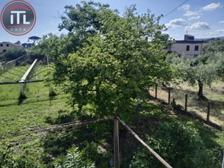 Villa in Vendita a Velletri, 265'000€, 220 m², con Box