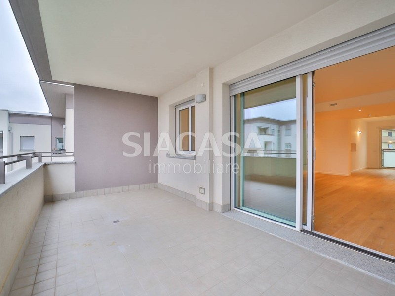 Quadrilocale in Vendita a Brugherio, 549'000€, 174 m²