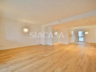 Quadrilocale in Vendita a Brugherio, 509'000€, 174 m²