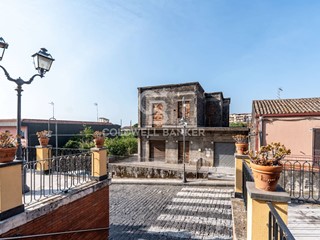 Casa Indipendente in Vendita a Acireale, 350'000€, 178 m²