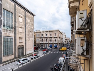 Appartamento in Vendita a Catania, 275'000&euro;, 158 m²