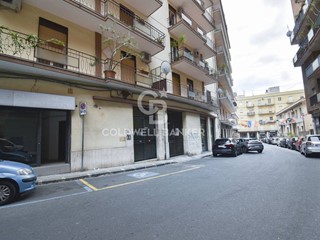 Immobile commerciale in Vendita a Acireale, 48'000€, 45 m²