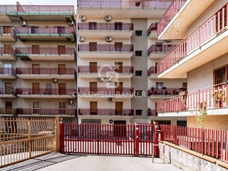 Appartamento in Vendita a Acireale, 119'000&euro;, 89 m²