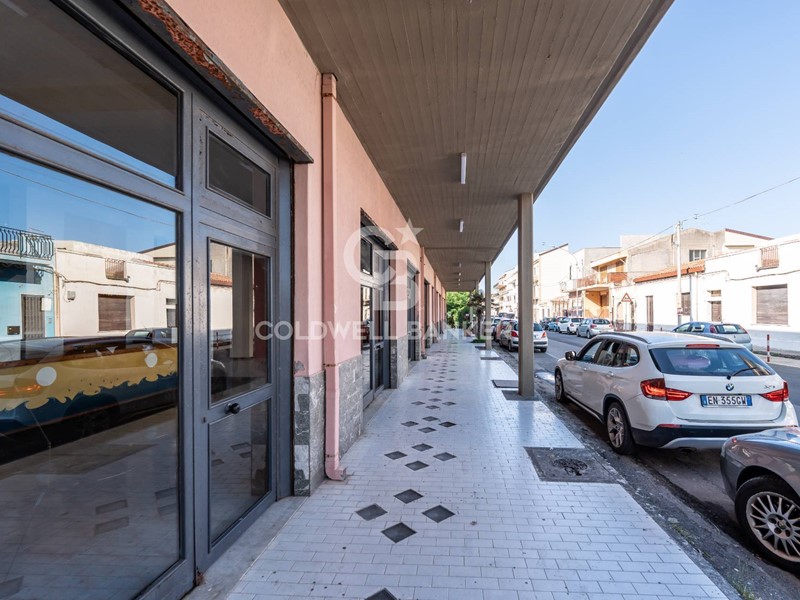 Attività commerciale in Vendita a Mascali, 136'000€, 136 m²