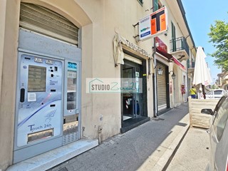 Attività commerciale in Vendita a Viareggio, 180'000€, 37 m²
