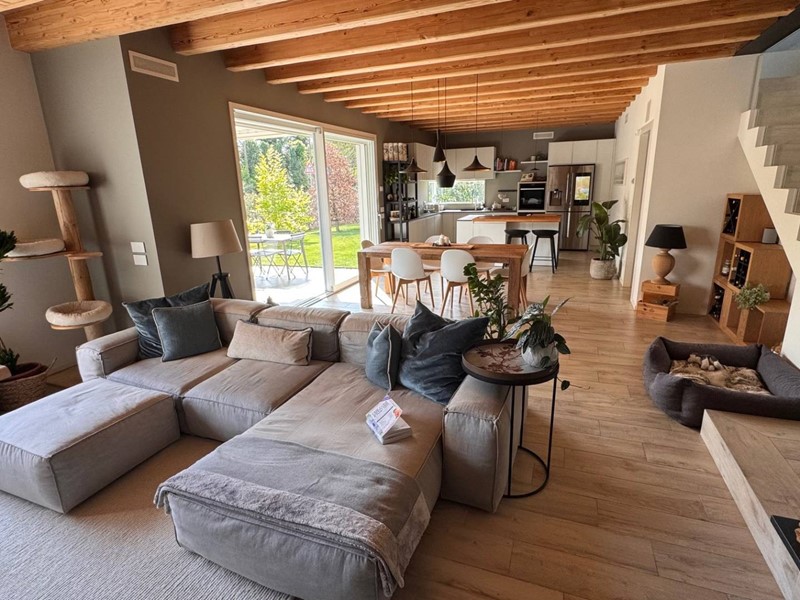 Casa Indipendente in Vendita a Casier, 730'000€, 220 m²