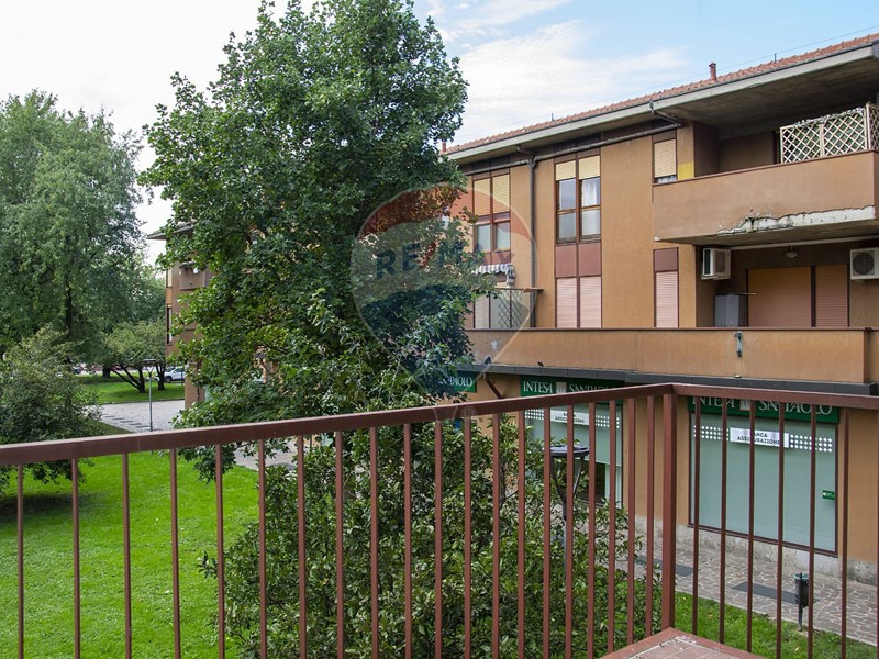 Quadrilocale in Vendita a Trezzo sull'Adda, 138'000€, 130 m²