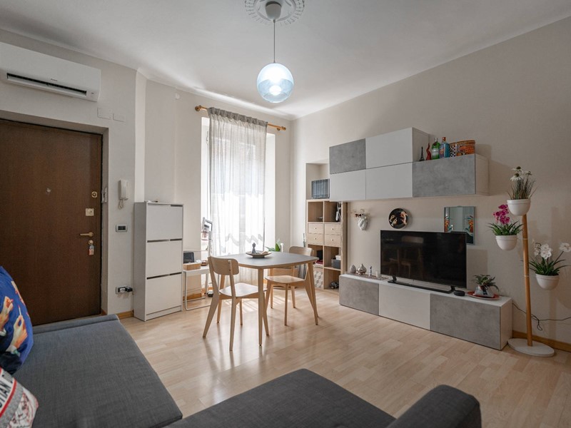 Bilocale in Vendita a Milano, 390'000€, 52 m²