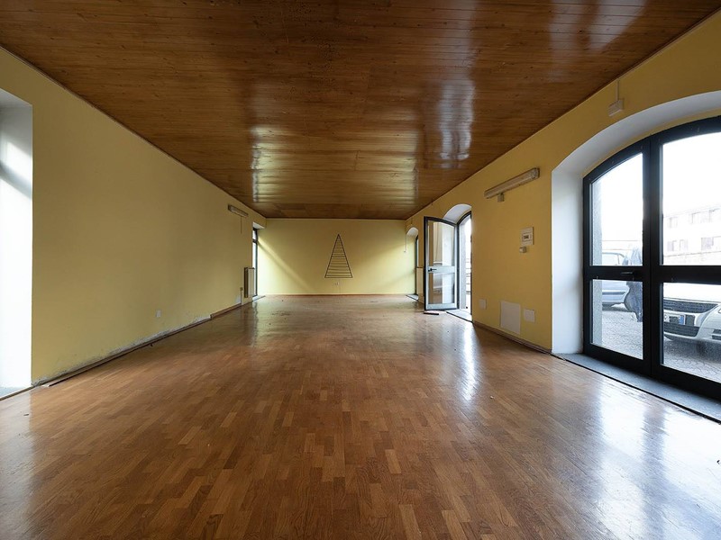 Immobile commerciale in Vendita a Vetralla, 60'000&euro;, 120 m²